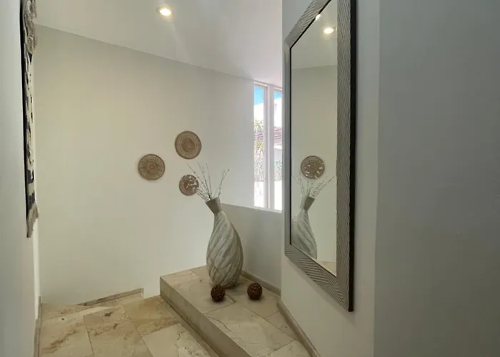 Sea View, King-size Bed, Wheelchair Access Villa *